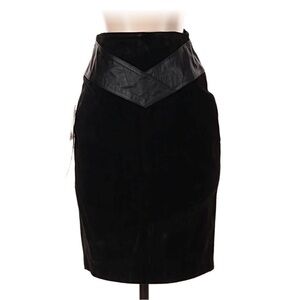 Chic Black Pencil Skirt with Leather Detail